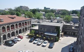King Parkview Hotel